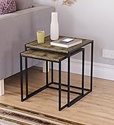 Ensemble de deux tables gigognes avec des cadres en métal noir de style industriel et des plateaux en bois rustiques, disposées sur