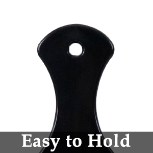 le porte-manteau en plastique noir facile à tenir