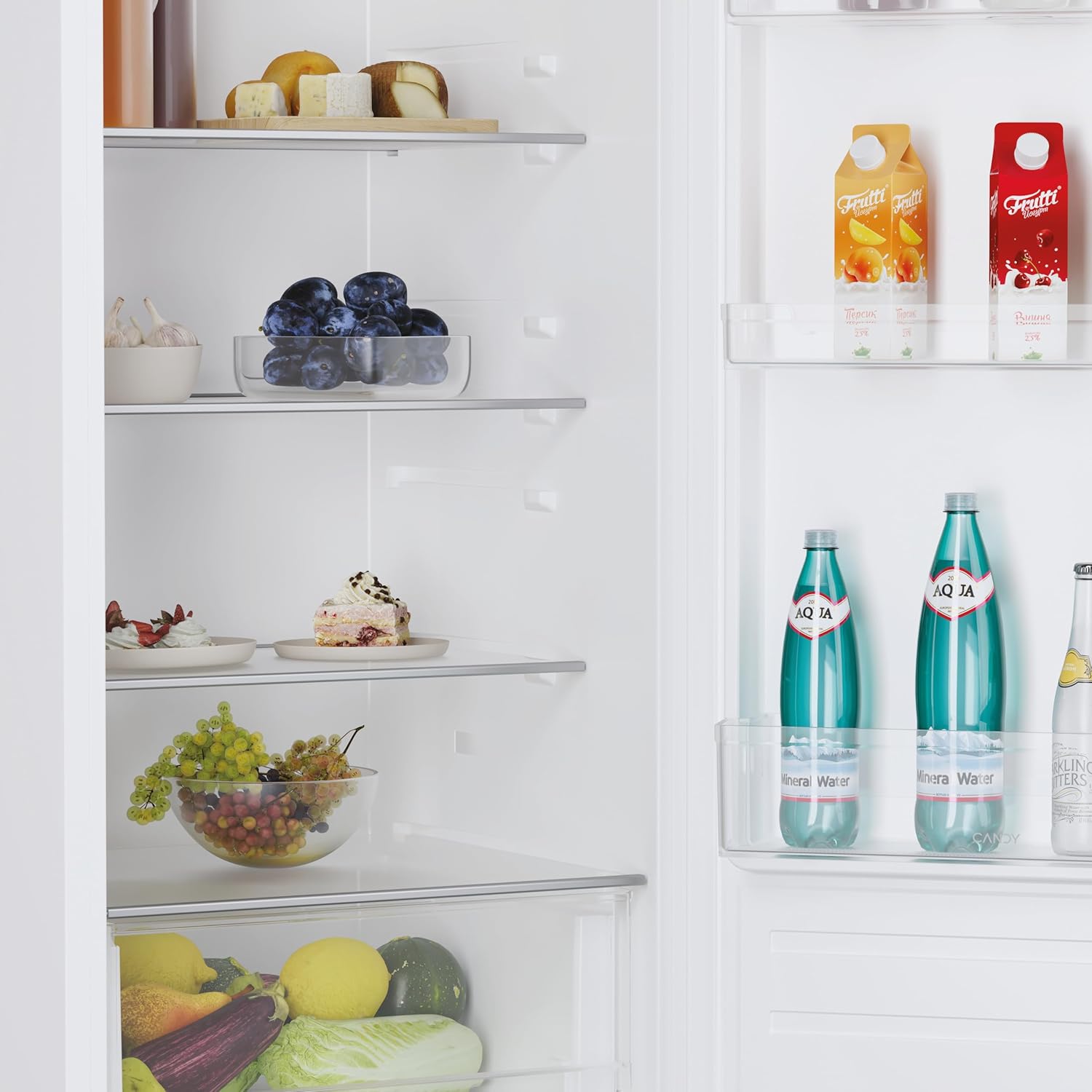 Candy - réfrigérateur 1 porte 178 cm, 316L, LED, porte réversible - CMS518EW