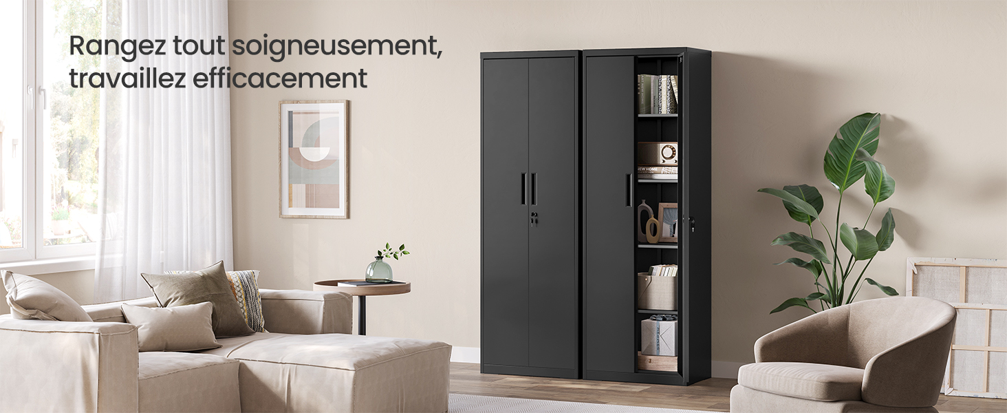 une armoire noire avec une étagère au milieu.