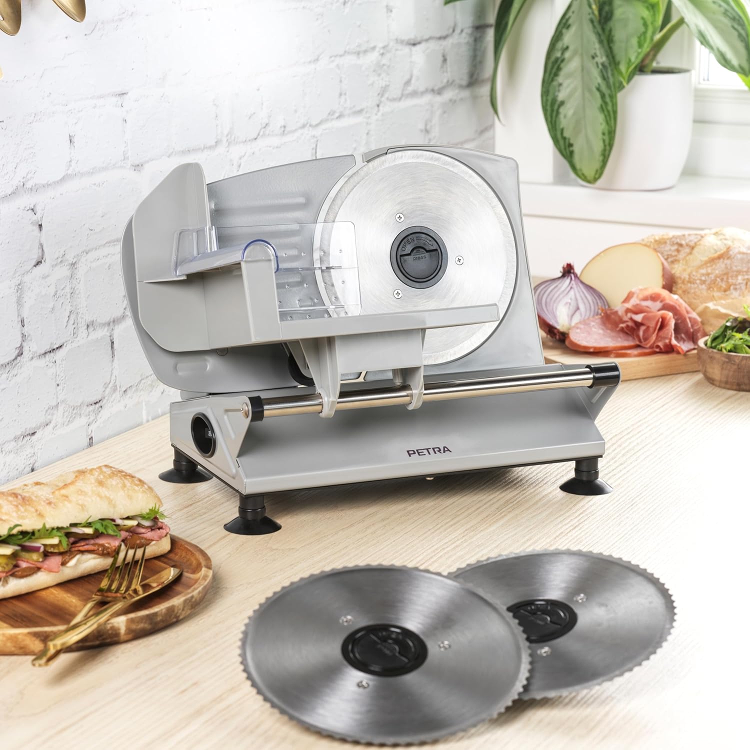 Petra - Trancheuse électrique, 170mm, 3 lames inox, épaisseur réglable