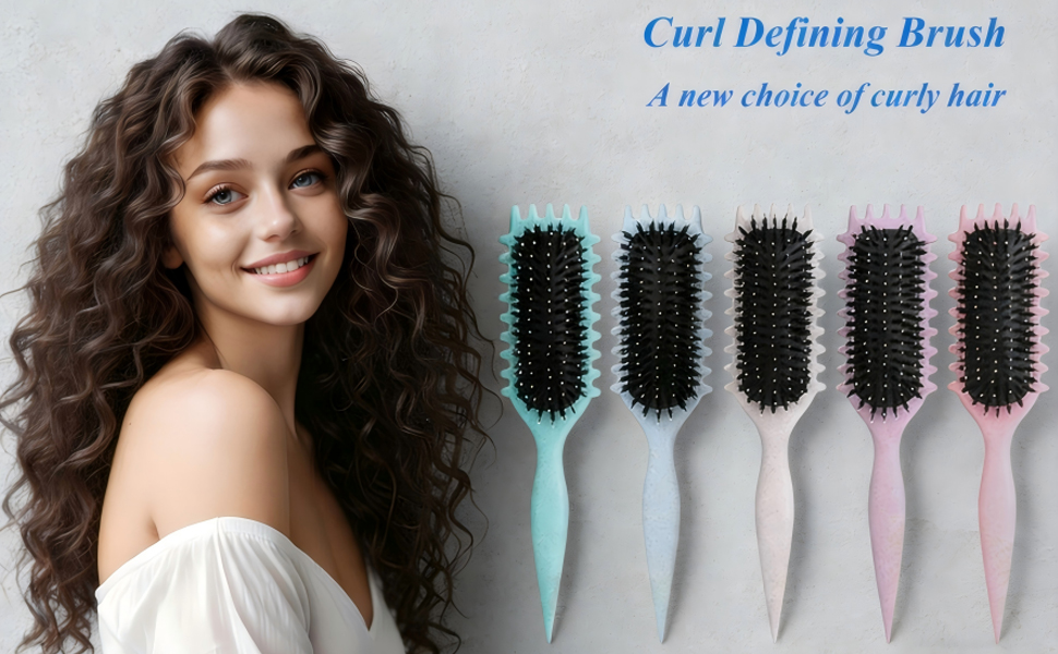 Le texte indique « Curl Defining Brush » et « Un nouveau choix de cheveux bouclés ». Présentation de cinq pinceaux de coiffage ronds aux couleurs menthe, noir, violet et rose.