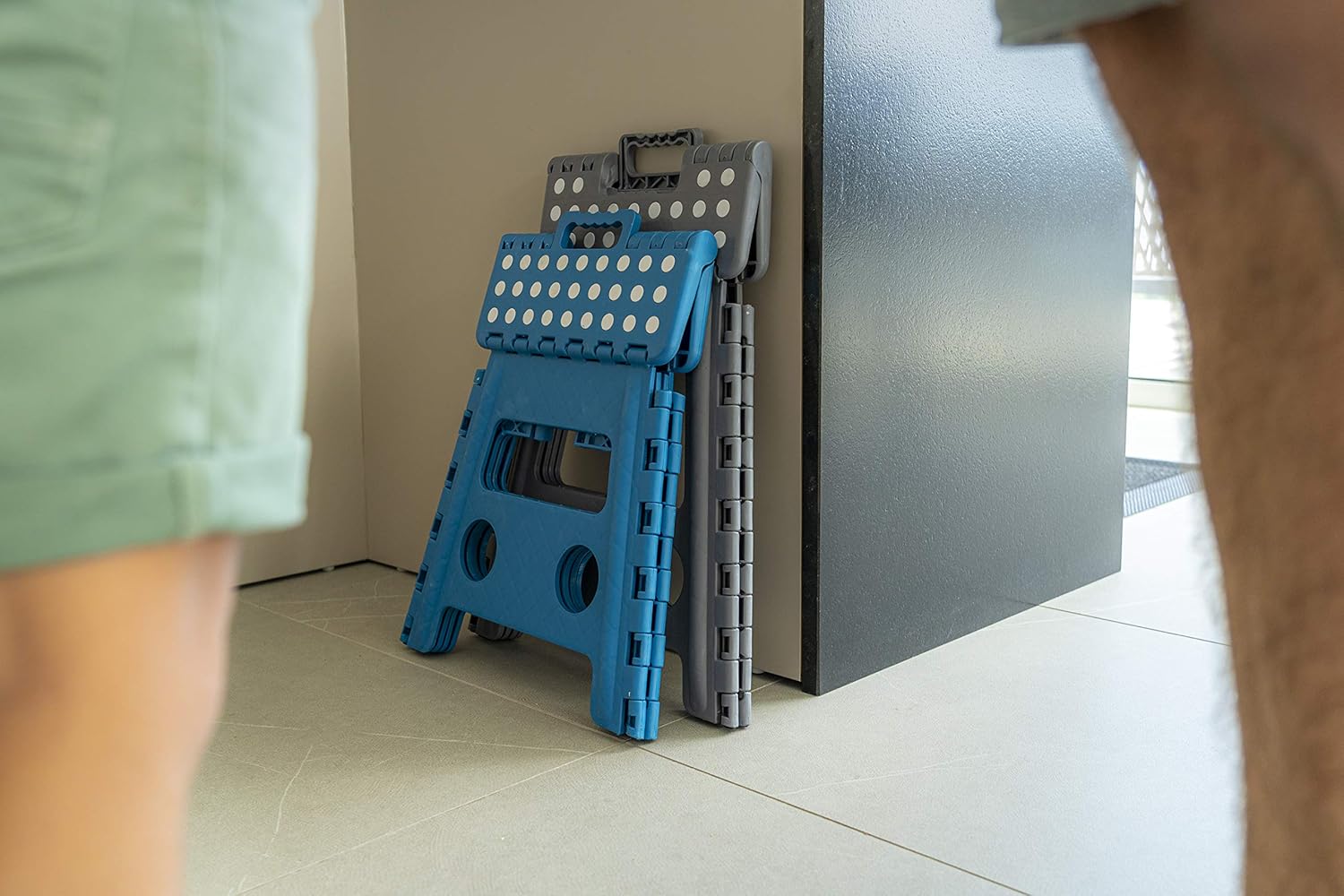 Arregui - Tabouret pliant multiusage 39cm, marchepied, gris - TB-039-G