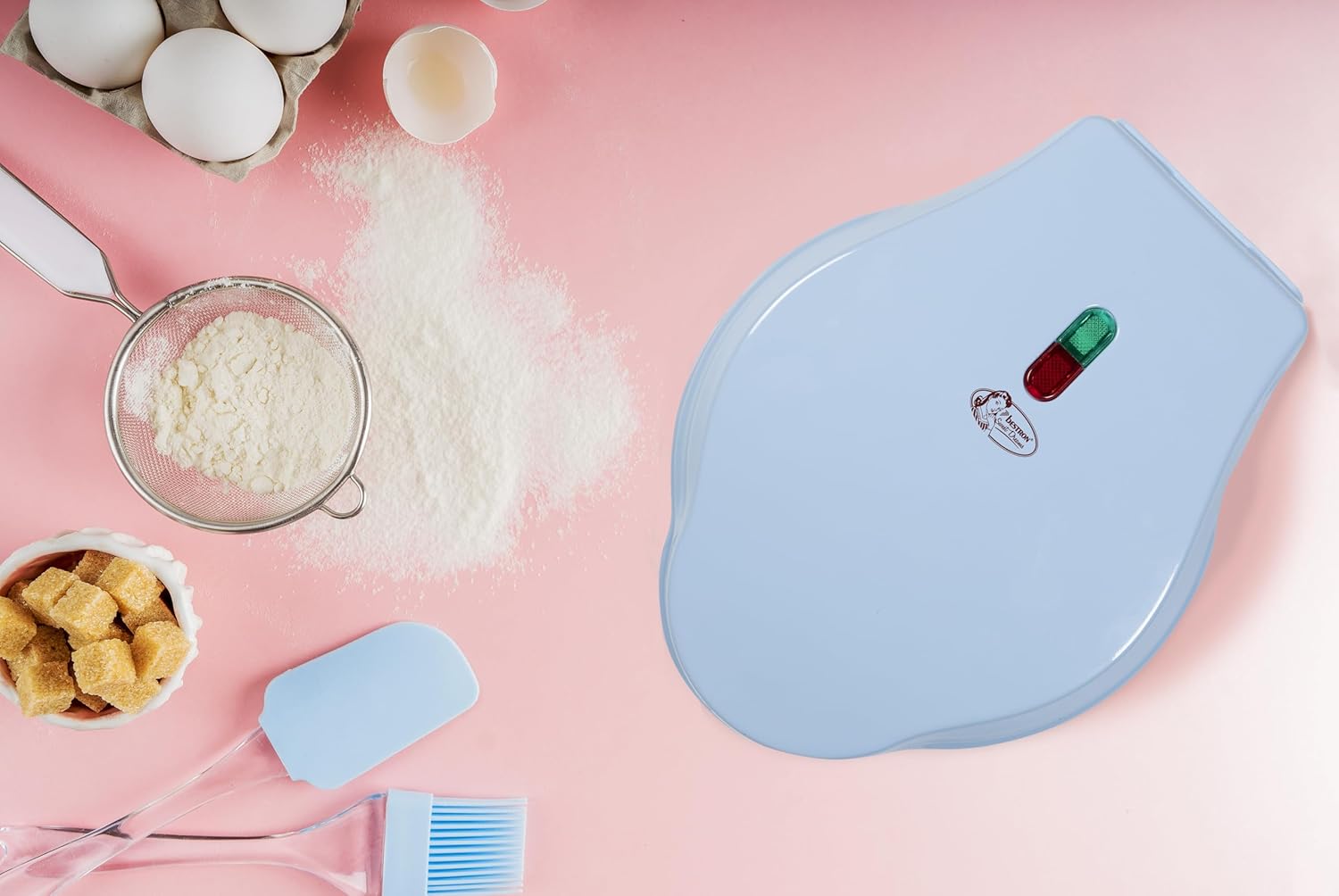 Bestron - Gaufrier classique cœur - 700W, antiadhésif, bleu rétro