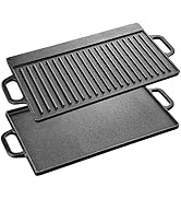 Plaque chauffante ou poêle à griller en fonte avec surface de cuisson nervurée et poignées doubles, montrée sous plusieurs angles pour montrer sa surface antiadhésive et sa construction.