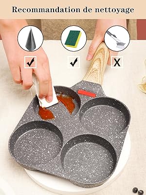 une poêle avec une spatule et une spatule avec un couteau et un couteau.