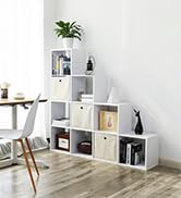 l'étagère modulaire en forme de cube est un excellent moyen de ranger des objets.