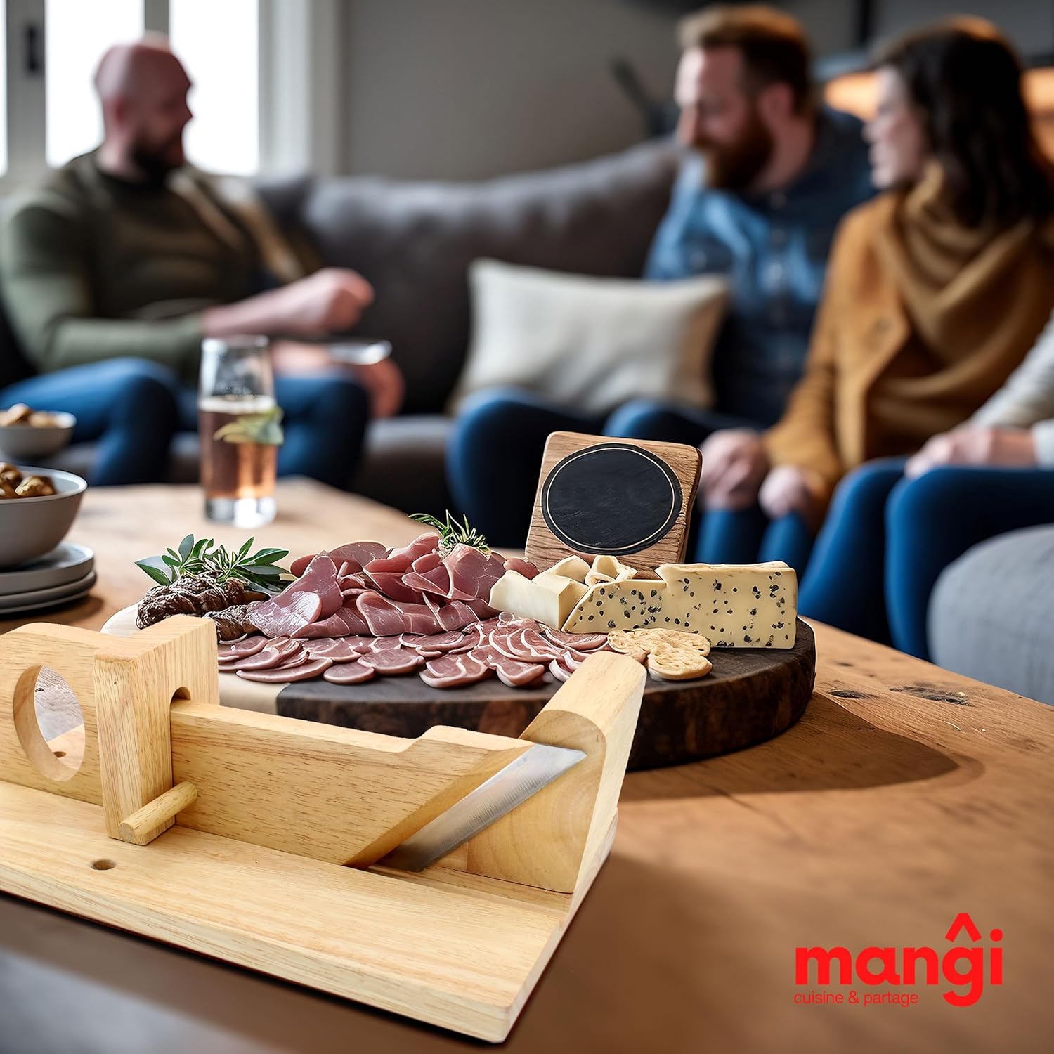 Mangi - trancheuse à saucisson bois éco-responsable - idéale apéro