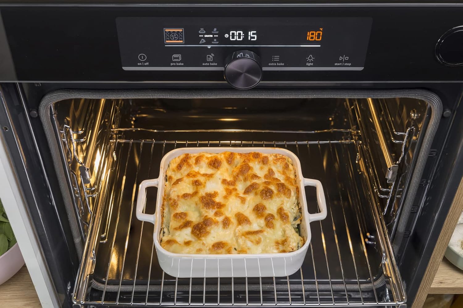 Gorenje - Four OptiBake 77L, pyrolyse, SteamAssist, tactile, BPSA6747