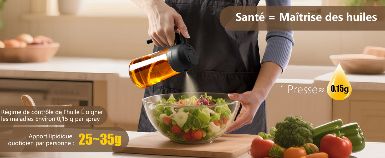 Personne versant de l'huile provenant d'un vaporisateur sur une salade dans un bol en verre. Les légumes et le texte indiquant une utilisation contrôlée de l'huile sont visibles.