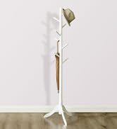 un porte-manteau blanc avec un chapeau dessus.