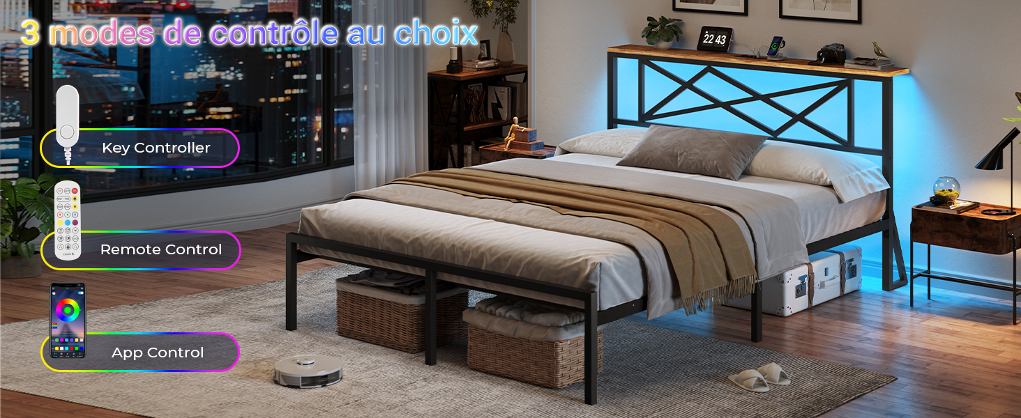 Configuration de chambre moderne avec tête de lit rétroéclairée par LED, interface d'options de commande et paniers de rangement sous