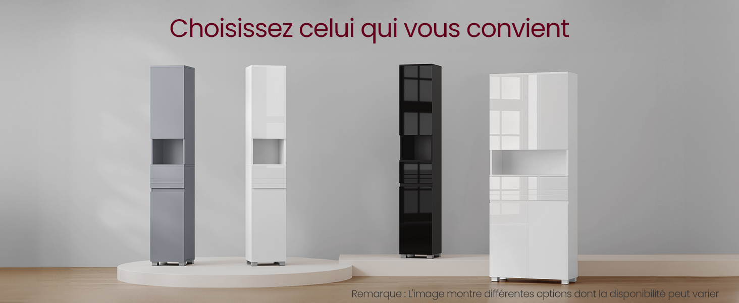 Le texte se lit comme suit : « Choisissez celui qui vous convient ». Rangée de réfrigérateurs modernes blancs exposés contre un mur gris dans le cadre d'une salle d'exposition.