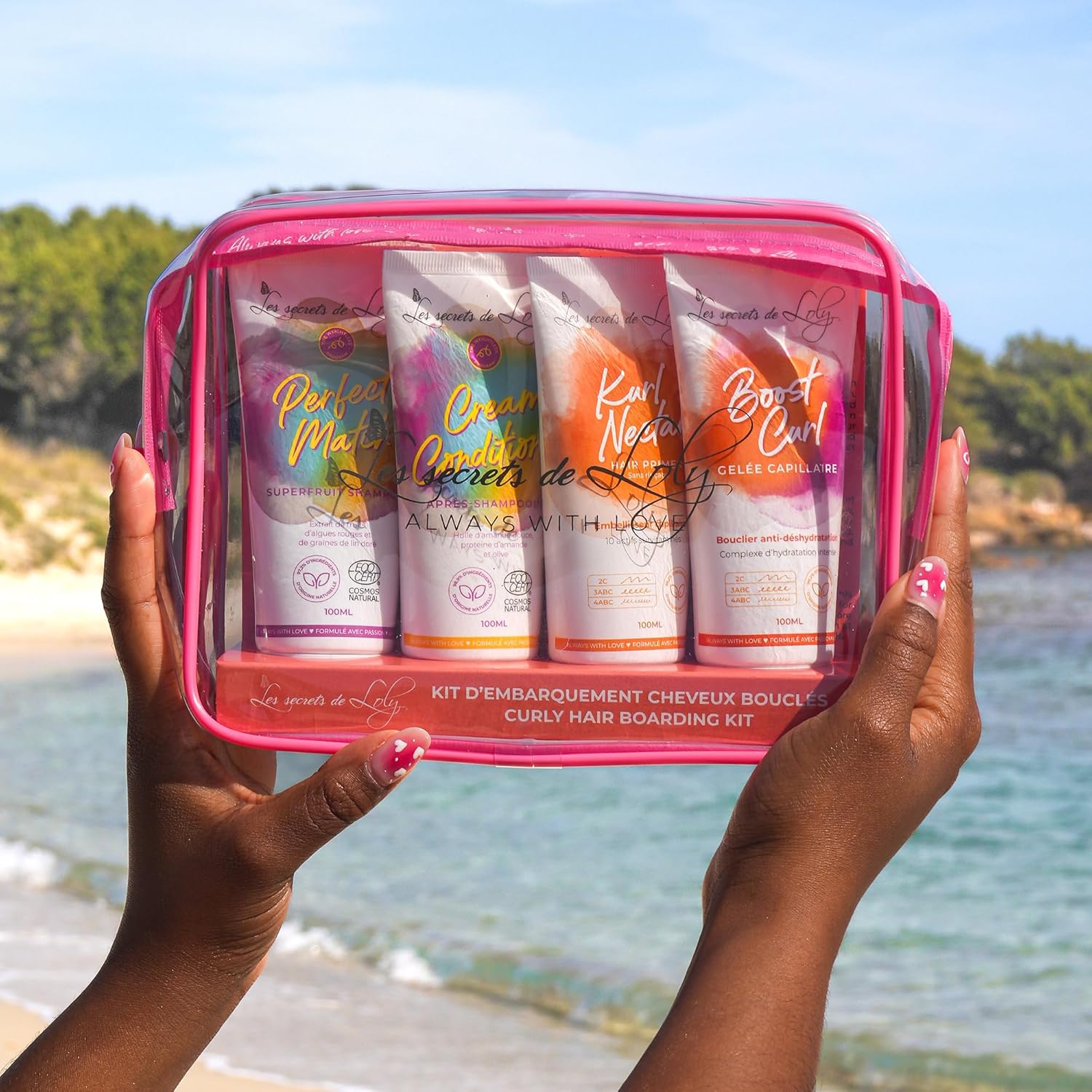 Les Secrets de Loly - Trousse Voyage Cheveux Bouclés - 4x100ml - shampooing, après-shampooing, leave-in, gelée