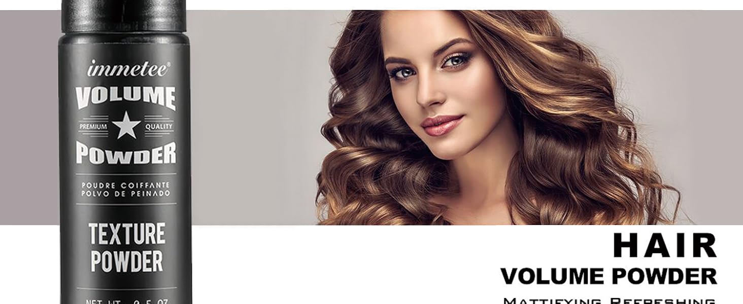 Poudre volumisante pour cheveux dans un contenant noir. Le produit promet des effets matifiants, rafraîchissants et volumisants pour la coiffure