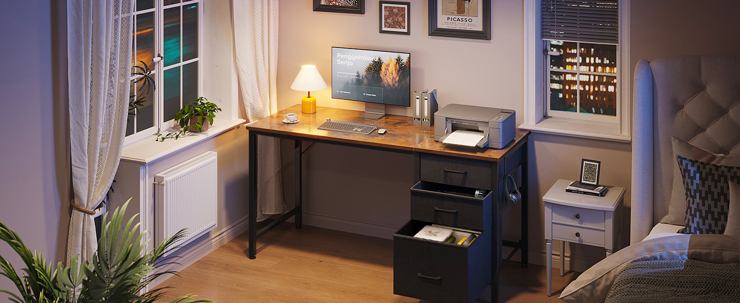 Le texte indique « Cintres à vêtements avec perles ». Armoire intérieure ou espace de rangement avec système d'organisation suspendu visible.